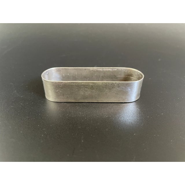 Antique Georgian Silverplate Etched Floral Rectangular Napkin Ring - No Monogram For Sale In Las Vegas - Image 6 of 9