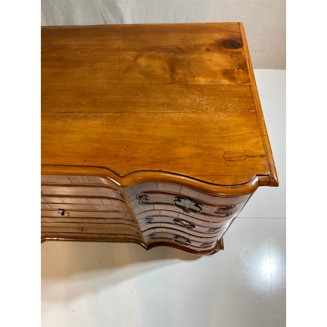 Brown 18th Century Early Italian Commode For Sale - Image 8 of 12