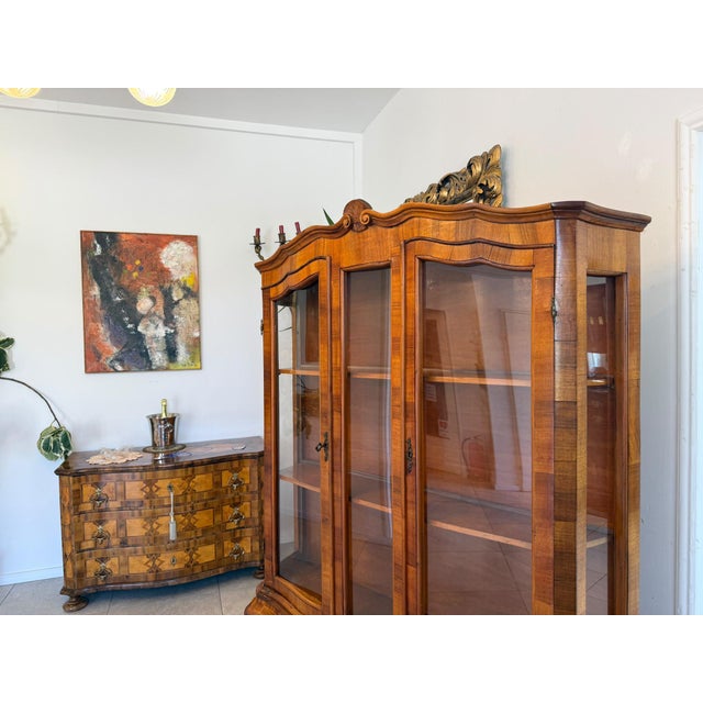 Baroque Style Display Cabinet in Inlaid Walnut, 1980s For Sale - Image 9 of 14