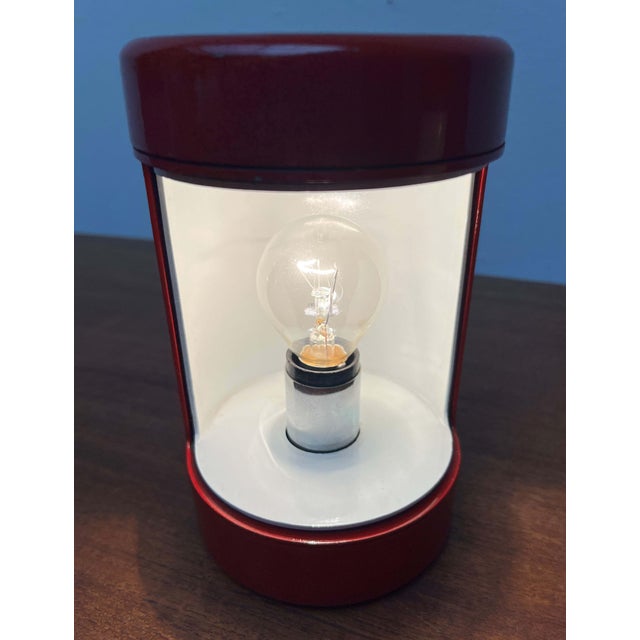 Mid-Century Modern Italian Space Age Red Model Laura Table Lamps by Olaf Von Bohr and Diego Valenti for Valenti Luce Milano, 1960s, Set of 2 For Sale - Image 14 of 18