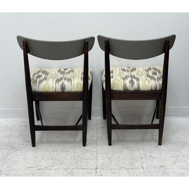 Vintage Mid Century Modern Modern Chairs- Set of 2 For Sale - Image 4 of 7