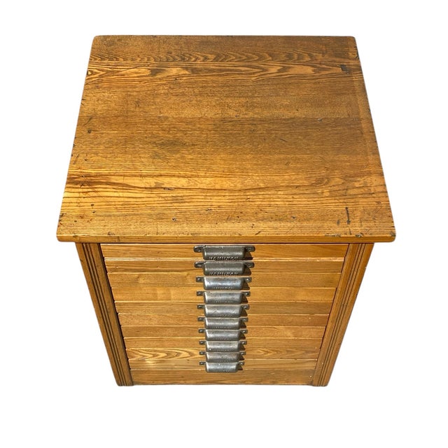 Brown Antique Oak Hamilton Printers Cabinet / Flat File Map Cabinet With 10 Drawers For Sale - Image 8 of 12