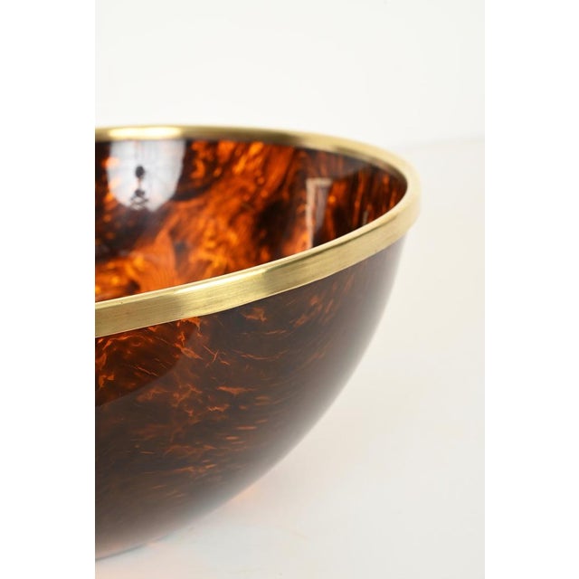 Brown Large Decorative Bowl in Tortoiseshell Acrylic Glass and Brass from Dior, Italy, 1970s For Sale - Image 8 of 12