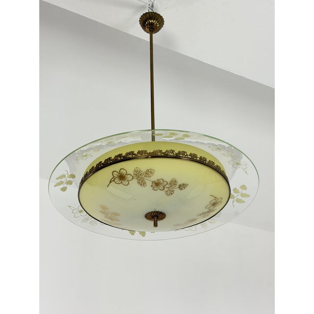 1950s Murano Glass and Brass Pendant Light in the style of Pietro Chiesa for Fontana Arte, 1950s For Sale - Image 5 of 15