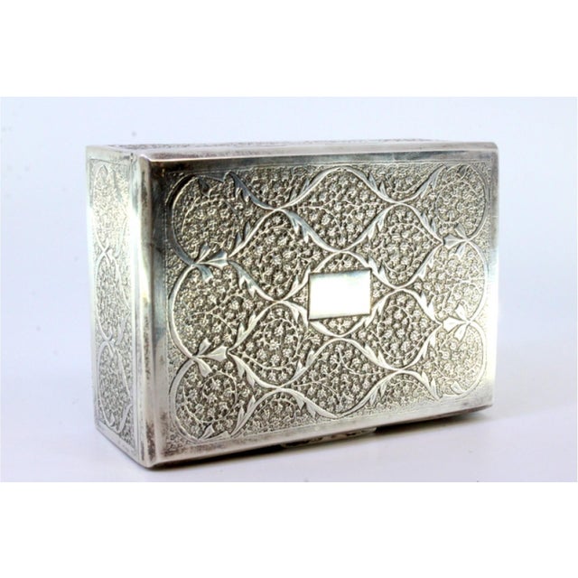 Silver Snuffbox with Reliefs For Sale - Image 6 of 10