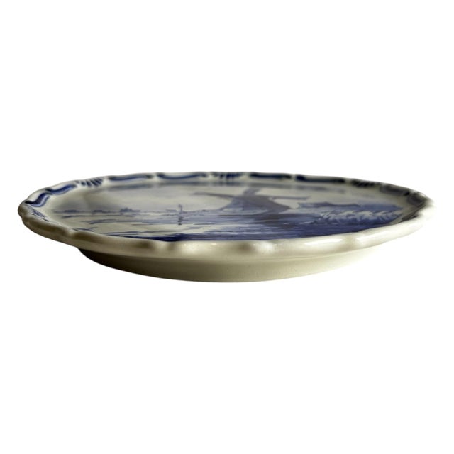 Blue Hand-Painted Blue and White Landscape Plates from Royal Delft, 1980s, Set of 2 For Sale - Image 8 of 13