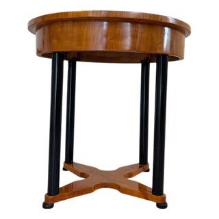 Biedermeier Walnut Round Table For Sale