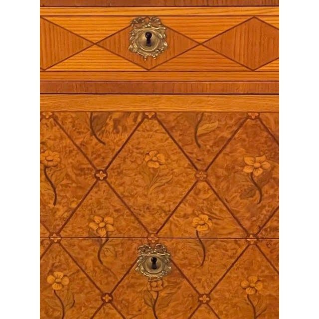 19th Century 19th C. German Neoclassical Walnut Commode For Sale - Image 5 of 8