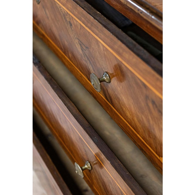 Italian 1690s Walnut and Ash Three-Drawer Commode with Inlaid Décor For Sale - Image 16 of 17