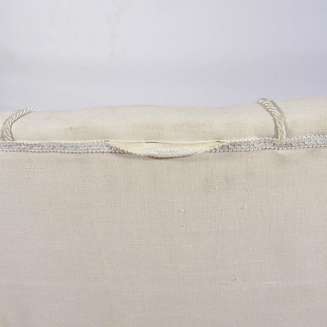 Art Deco Armchairs with Curved Armrests and White Fabric, 1930s, Set of 2 For Sale - Image 9 of 18
