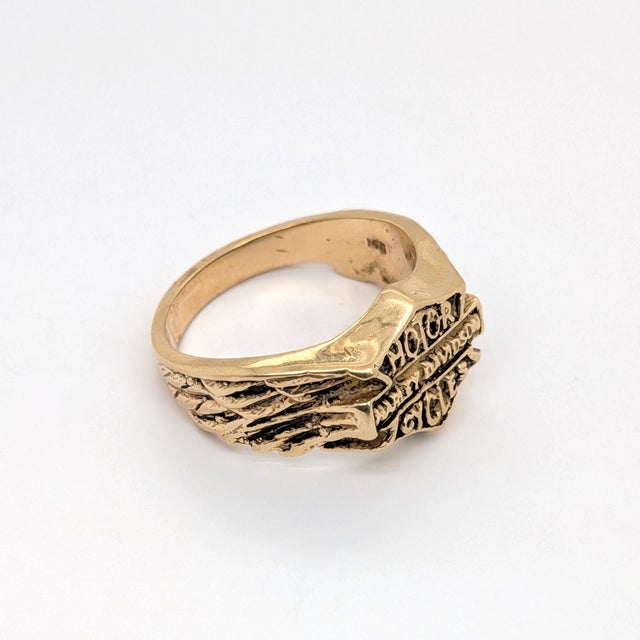 Contemporary 14k Yellow Gold Harley Davidson Mens Ring - Size 11.75 For Sale - Image 3 of 9