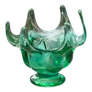 Mid Century Viking Epic 6 Petal Vase 1956-1975 For Sale