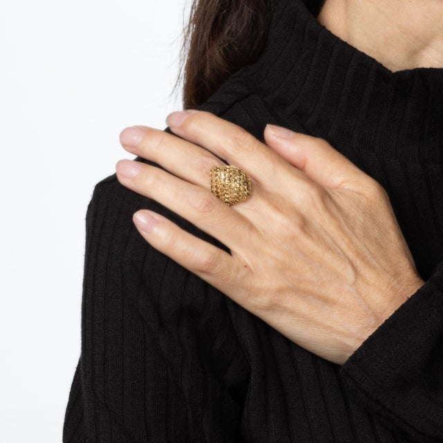 60s Vintage Woven Dome Ring 18k Yellow Gold Sz 6 Fine Cocktail Estate Jewelry For Sale In Los Angeles - Image 6 of 7