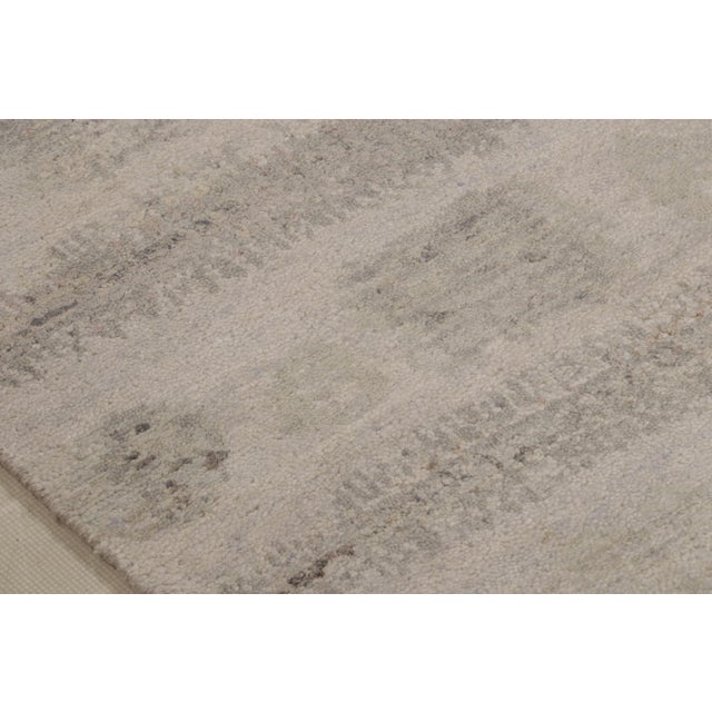 Rug & Kilim Rug & Kilim’s Abstract Rug With Gray and Beige All Over Geometric Patterns For Sale - Image 4 of 9