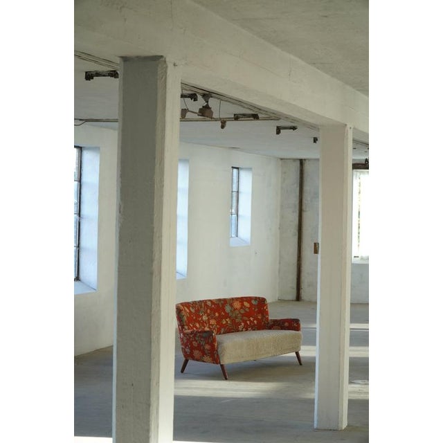 Mid-Century Modern Danish Curved Sofa in Floral Fabric and Lambswool, 1960s For Sale - Image 16 of 17