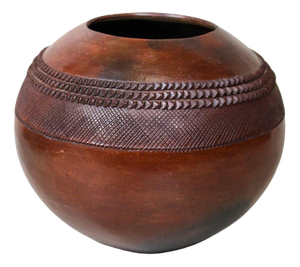 Zulu Pot in Clay