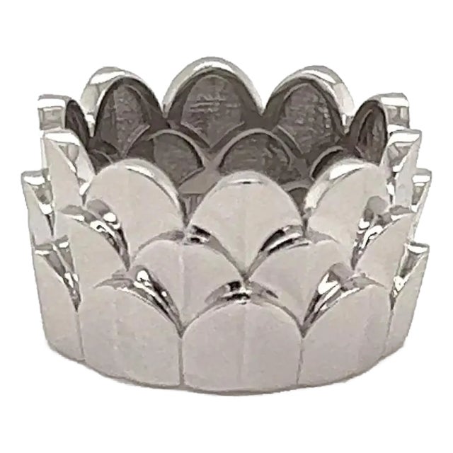 Late 20th Century Fred of Paris 18k White Gold 12mm Wide 3 Tier Crown Band Ring - Size 7.25 For Sale
