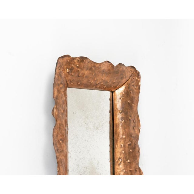 Mid-Century Mirror in Hammered Copper attributed to Angelo Bragalini, Italy, 1960s For Sale - Image 6 of 11