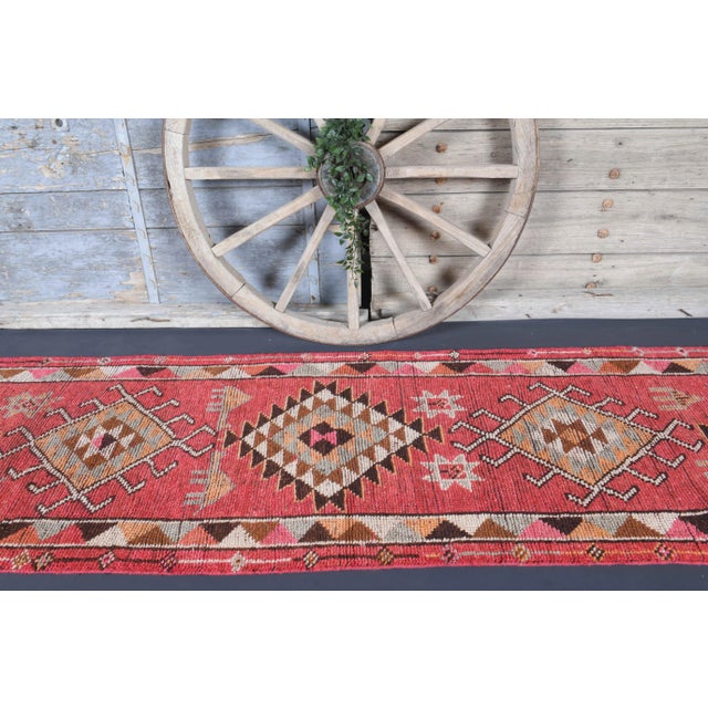 Tribal Vintage Turkish Oushak Handmade Wool Cotton Pink Runner Rug For Sale - Image 3 of 10
