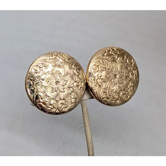 Mid-Century Modern Vintage 1964 Signed Napier Round Goldtone Floral Clip Earrings-2 Pieces For Sale - Image 3 of 7