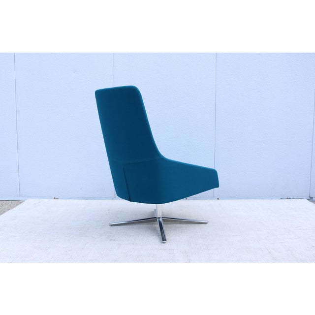 Contemporary Lievore Altherr Molina for Andreu World Alya Swivel Lounge Chair For Sale In New York - Image 6 of 18