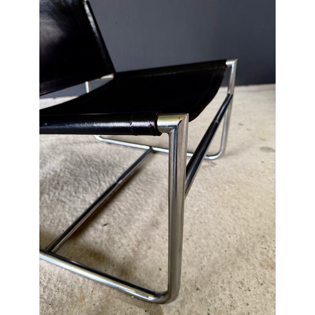 Mid-Century Modern Minimalist Leather Lounge Chair, France, 1970s For Sale - Image 11 of 18