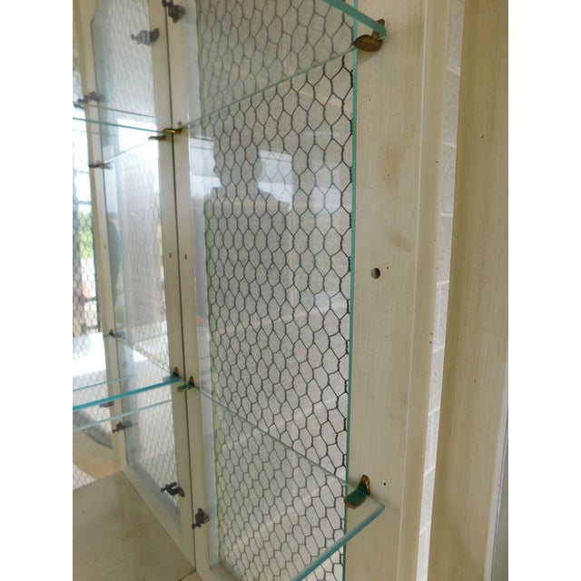 Alabaster Hekman French Country Style Alabaster Lime Green Lighted Curio Cabinet For Sale - Image 8 of 16