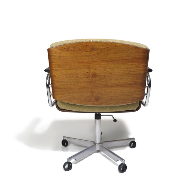 Brown Pair of Mid-Century Danish Office Desk Chairs in Rosewood, Chrome With Adjustable Height For Sale - Image 8 of 10