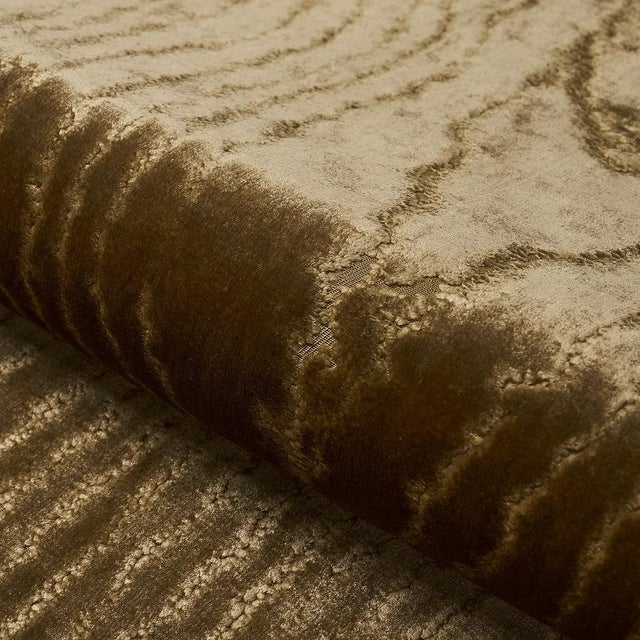 Schumacher SAMPLE - Schumacher Marisa Moire Velvet Fabric In Camel For Sale - Image 4 of 4