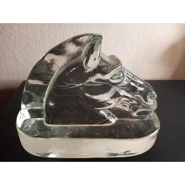 Figurative 1980s Clear Glass Carved Horse Head For Sale - Image 3 of 7