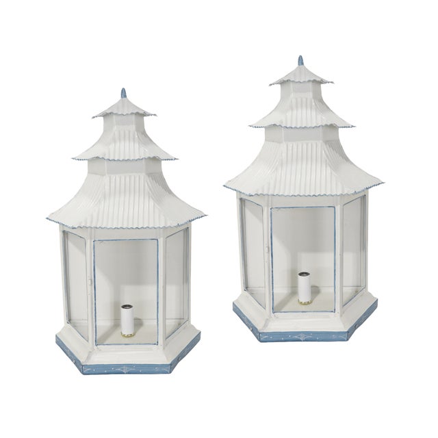 Classic French Wall Lamps Embodying the Aesthetics of Chinoiserie - Pair For Sale - Image 12 of 14