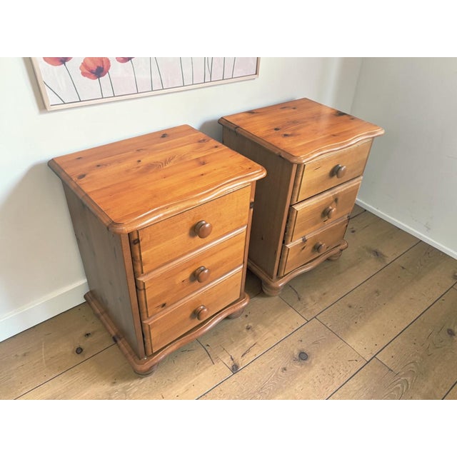 1980s Vintage Bedside Tables in Pine, 1980s, Set of 2 For Sale - Image 5 of 16