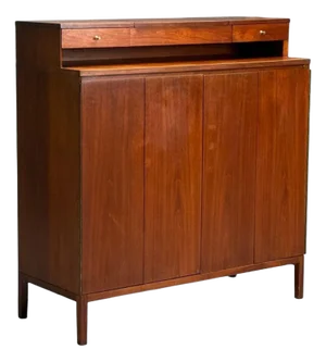 Paul McCobb, American Modern, Walnut, Highboy Dresser, Usa, 1970s