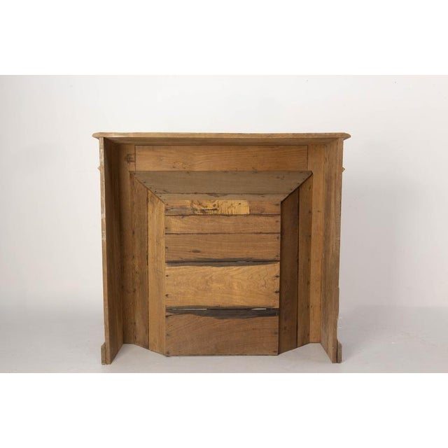 French Massive Fireplace Mantel in Molded Oak, 1890 For Sale - Image 14 of 15