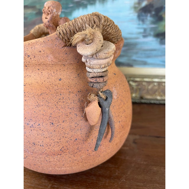 1970s Handmade Indonesian Terracotta Lidded Jar With Beaded Raffia Accents and Seated Figure Finial For Sale In Seattle - Image 6 of 9