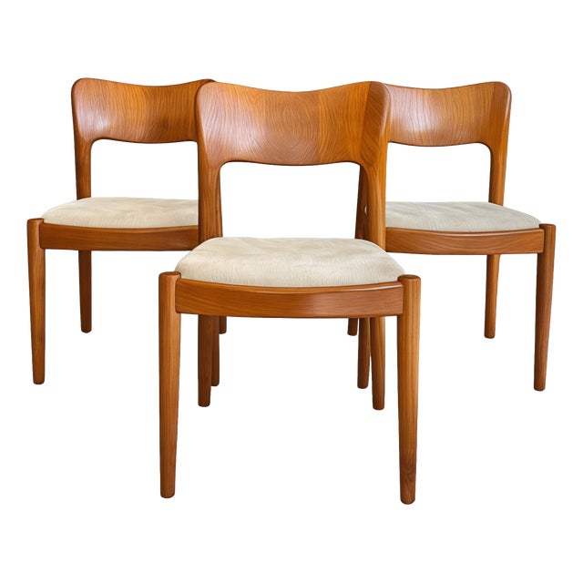 Danish Modern Dining Chairs in Teak by Niels Koefoed for Koefoeds Hornslet Møbelfabrik A/S, Denmark, 1970s, Set of 3 For Sale