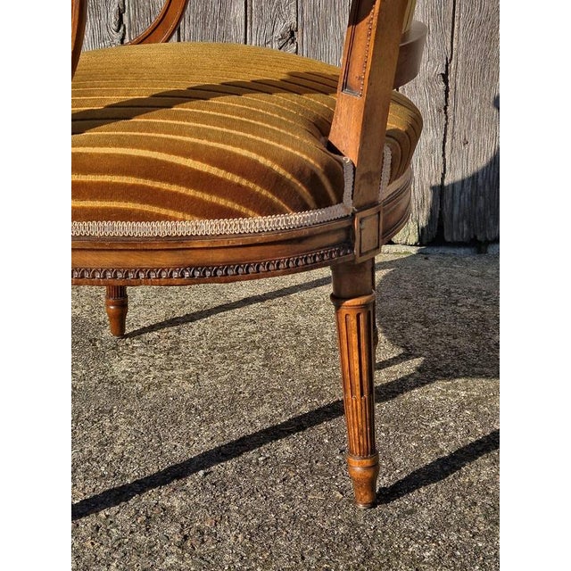 Antique French Armchairs in Walnut, 1900s, Set of 2 For Sale - Image 10 of 18