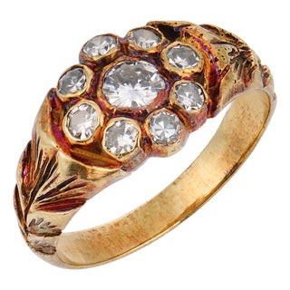 1940s Retro Diamond 14k Yellow Gold Cluster Ring, Size 5 For Sale