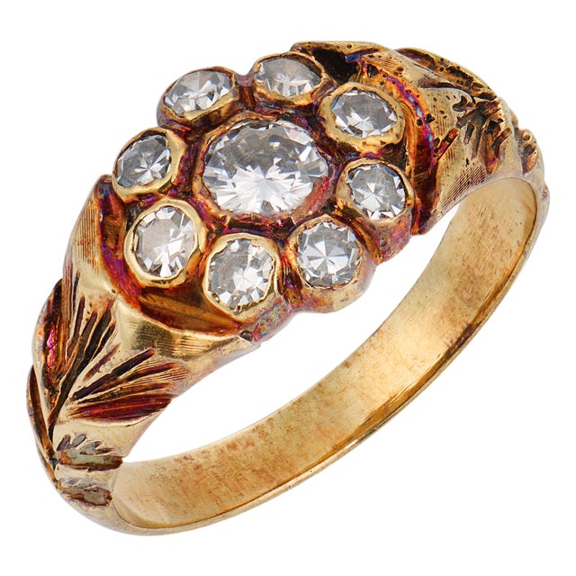 1940s Retro Diamond 14k Yellow Gold Cluster Ring, Size 5 For Sale