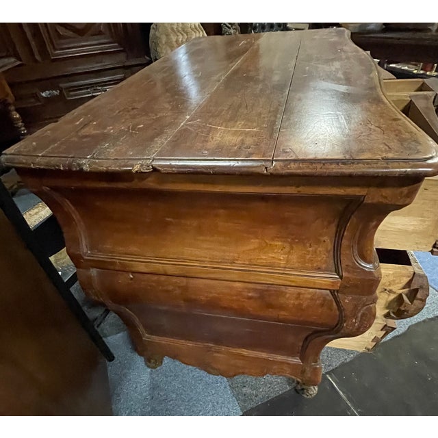 Tombeau Commode, 18th Century For Sale - Image 4 of 14