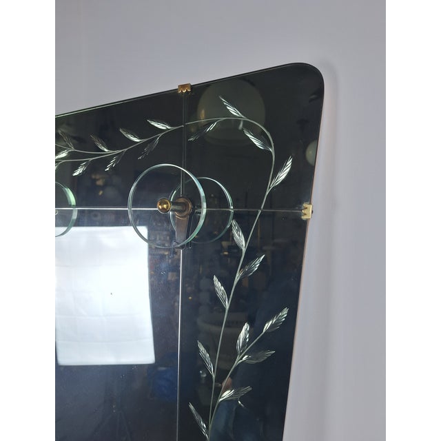 Large Vintage Entrance Mirror in Engraved Glass with Brass and Molar Glass, 1960s For Sale - Image 6 of 10