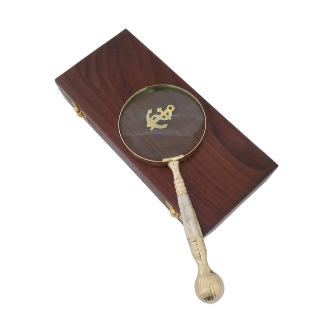 Mid-Century Brass Magnifying Glass With Mother of Pearl Inlay in Wooden Box For Sale - Image 4 of 5
