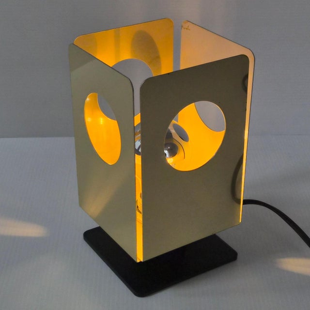 Vintage Gold-Plated Metal Table Lamp, 1960s For Sale - Image 12 of 16