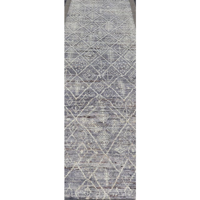 Modern Casual Gallery Runner With Moroccan Diamond Pattern in Purple & Ivory 4'2 X 15'10 For Sale In Atlanta - Image 6 of 12