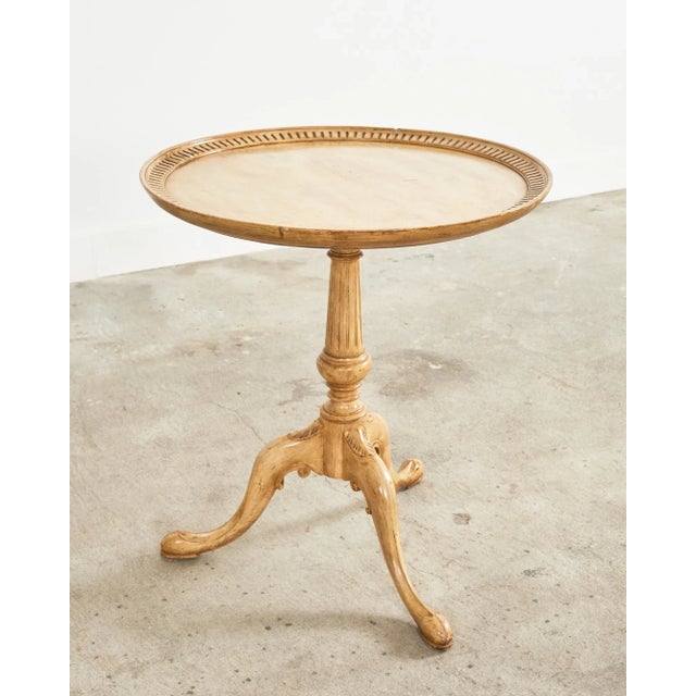 Traditional 19th Century Georgian Bleached Mahogany Pie Crust Tripod Table For Sale - Image 3 of 13