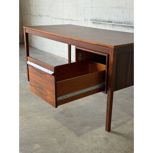 1960s Elegant Rosewood Executive Writing Desk With Single Drawer Danish Mid-Century Modern 1960s For Sale - Image 5 of 11