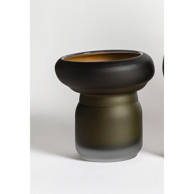 Fungus Small Vase by David Valner Dimensions: D 15 x W 16 x H 23 cm. Materials: Glass. Weight: 2 kg. Finish: Small size,...