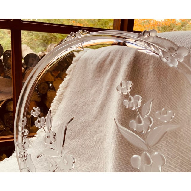 1980s Exquisite French Crystal Camelia Bathroom Tray- Plateau – Paris Find For Sale - Image 11 of 18