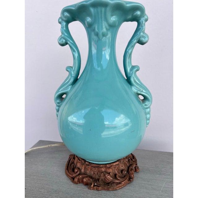 Mid-Century Modern Vintage Art Deco Turquoise Ceramic Urn Shape Lamp For Sale - Image 3 of 7