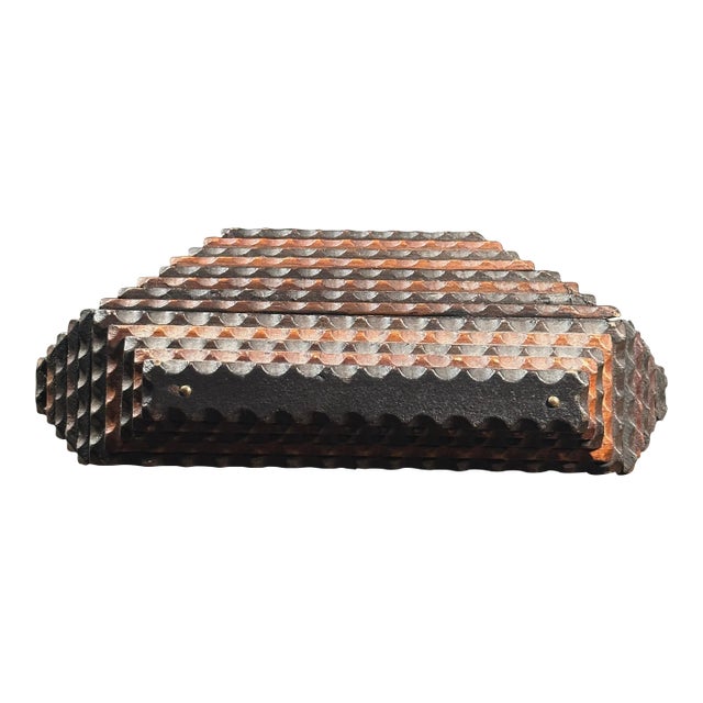 Antique Chip Carved Bicolor Tramp Art Lidded Geometric Box For Sale